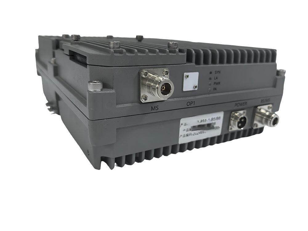  鼎湖三频手机信号接收器2000㎡